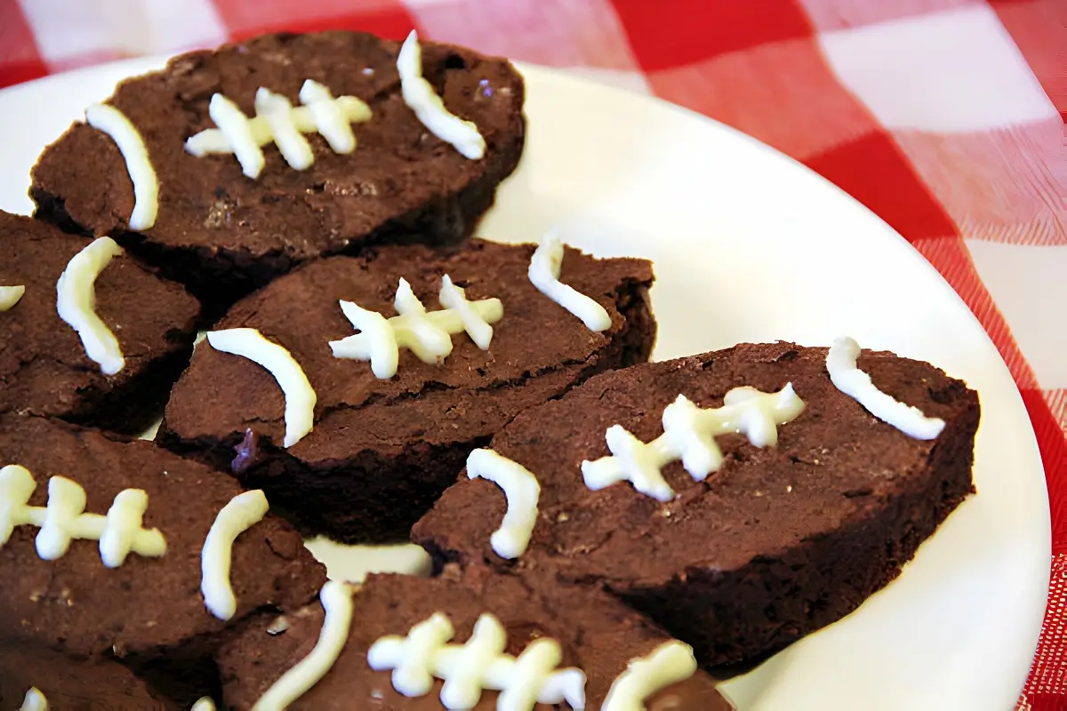 football cake